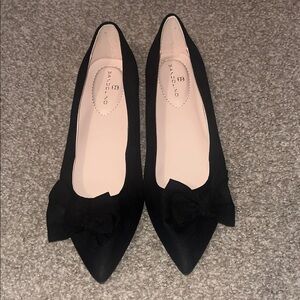 Black Pointed-Toe Flats with Bow Never Worn